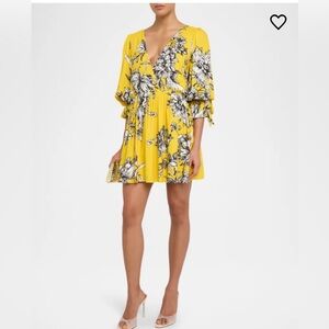 Alice + Olivia Clarissa deep v mini dress no size tag but could fit a medium